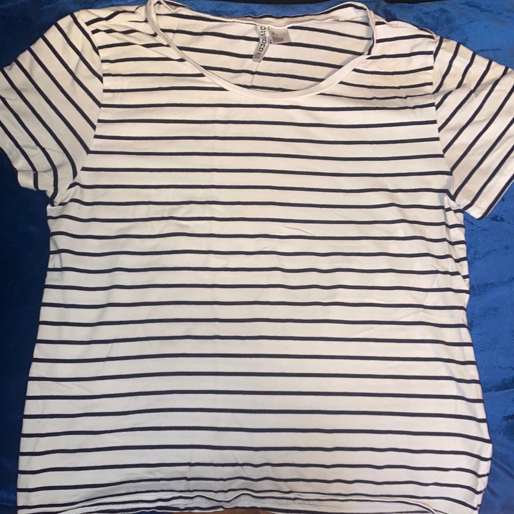 T-Shirt (Forever 21)